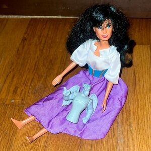 Vintage Mattel Disney's Hunchback of Notre Dame Esmeralda Doll w\ Gargoyle 11.5”